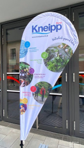 Kneipp begrüßt die Teilnehmer