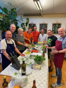 KAC Bludenz Maenner Kraeuterkochen 11