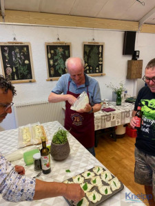 KAC Bludenz Maenner Kraeuterkochen 14