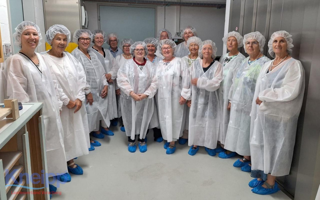 LV Vorarlberg - Besuch bei CERES Heilmittel – Einblick in die Welt der pflanzlichen Urtinkturen