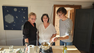 20251115_Natürlich-Michaela-c-Cornelia-Wascher